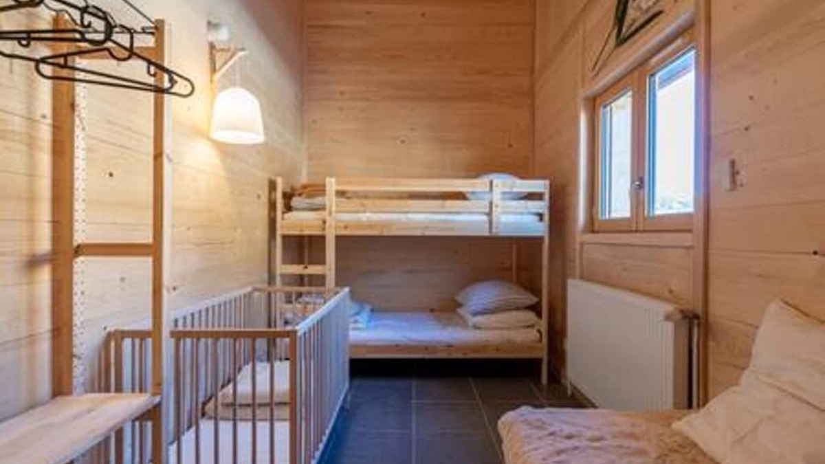 Notre-Dame-de-Bellecombe Ski Chalet | 5-star chalet with sauna and balneotherapy