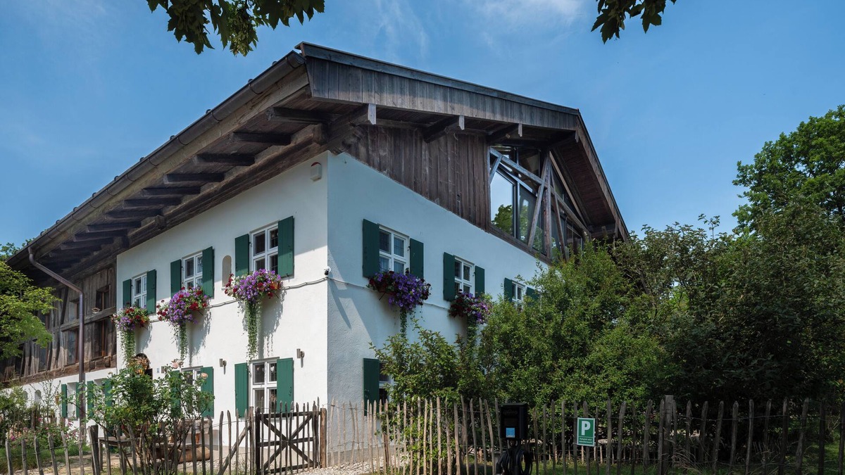 Riederau Other | 5-star Gut Stohrerhof on Lake Ammersee with 1,000 m² garden for up to 15 people