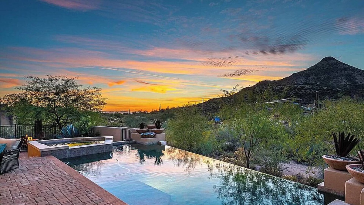 Desert Mountain House | 5 Star INFINITY POOL Saguaro Mountain Desert House