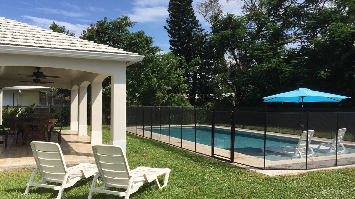 Boca Raton House | 5 Star! Prime Location East Boca, 38' Salt Water Heated Pool