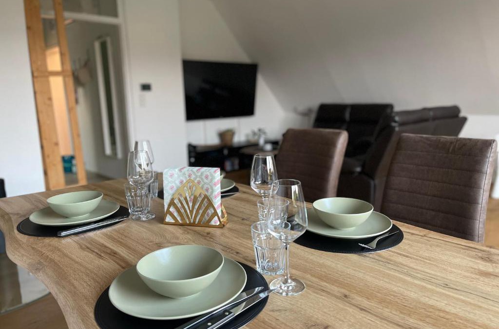 Reckenfeld Apartment | 5 Sterne Monteurwohnung, Ferienwohnung, mit Wallbox TOP Möbliert