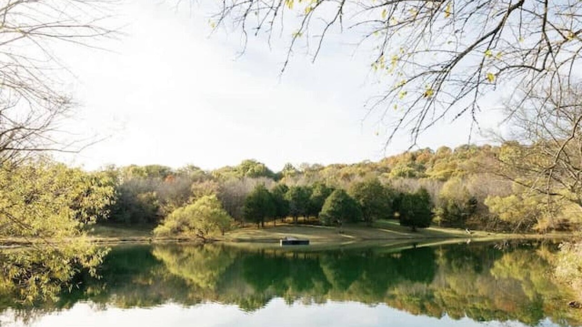 Gallatin Apartment | 50 Acre Lux Cabin w Private Lake Pool Sauna