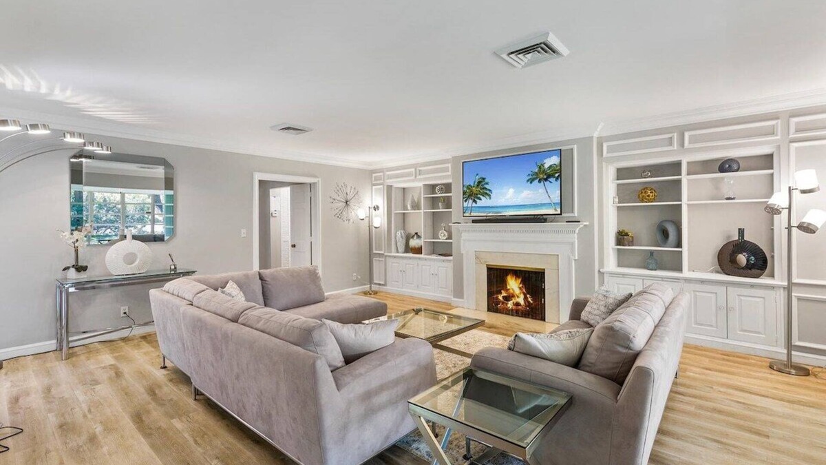 Harbor Beach House | 50% off Best Spot Lauderdale Beach,Eats & Las Olas