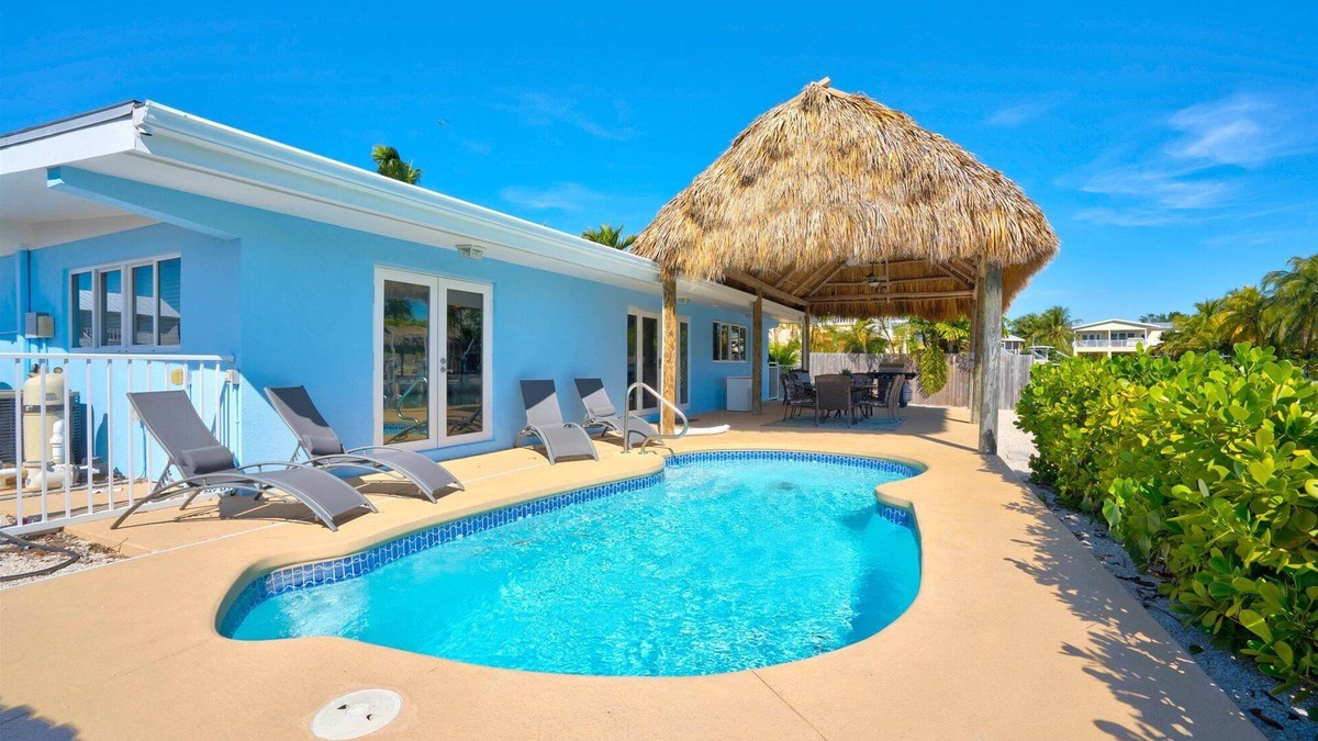 Marathon House | 50% OFF weekly fall rentals. Head to tropical weather and waters this fall!