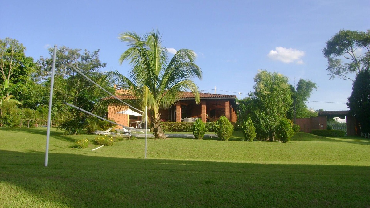 Interior de Sao Paulo House | 5000m2 green area. rest and diversao of family and friends, take 1 hour SP