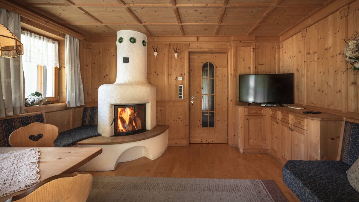 Valle Aurina Apartment | 500m from the ski lift - 8-10 people