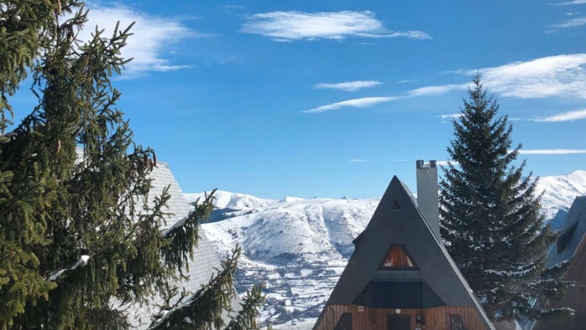 Saint-Lary-Soulan Ski Chalet | 50m from the slopes! Family chalet in Saint-Lary - Pla d'Adet