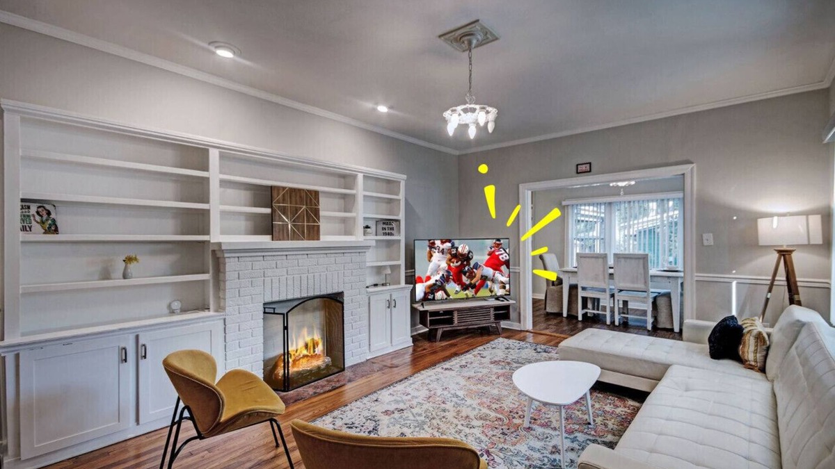 Fondren House | 50s Retro residence in picturesque neighborhood