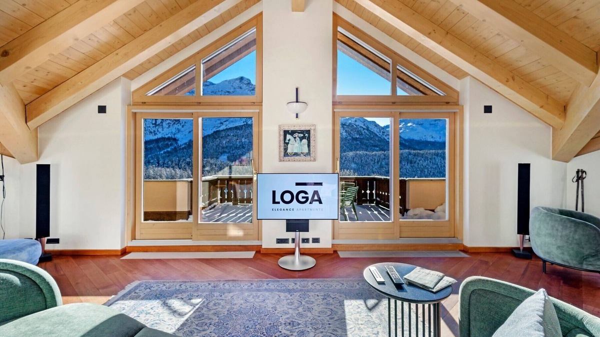 Champfer Apartment | 5½-room penthouse apartment with breathtaking views over the Engadine lake and m