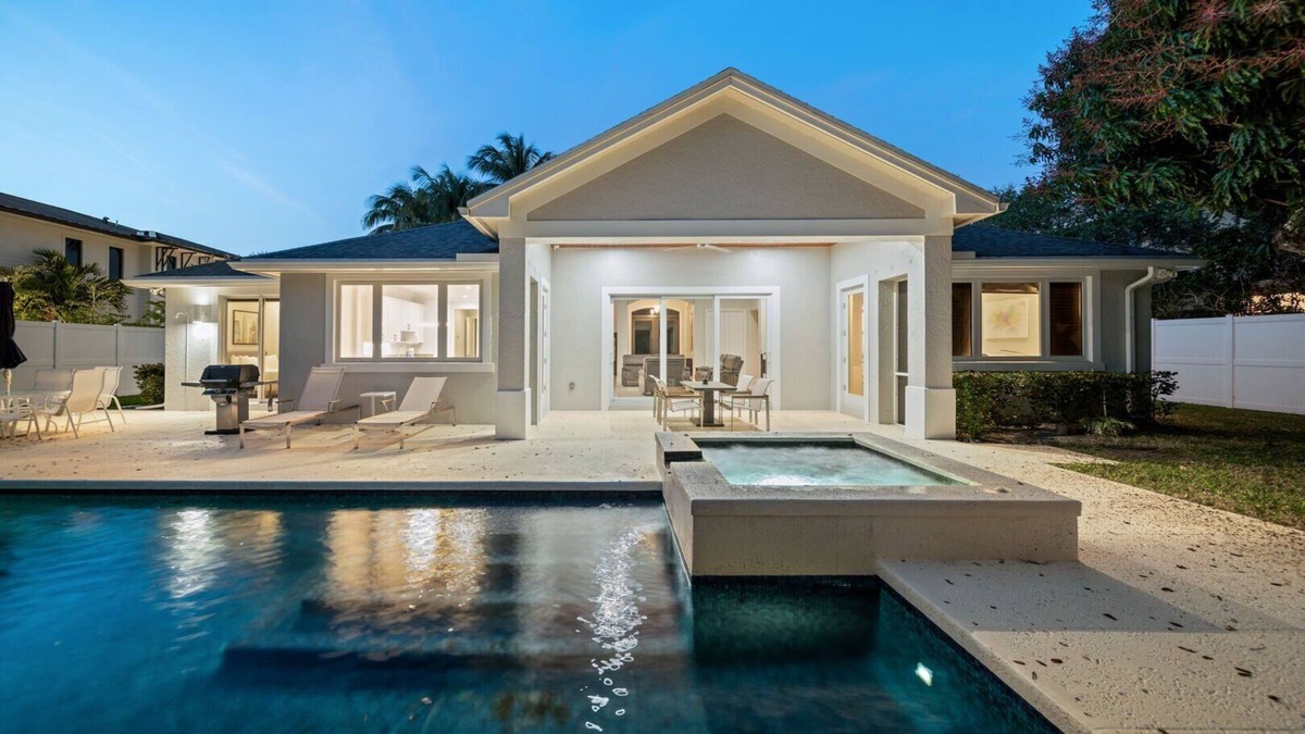 Lake Ida Shores House | 514 Managed by Brampton Park