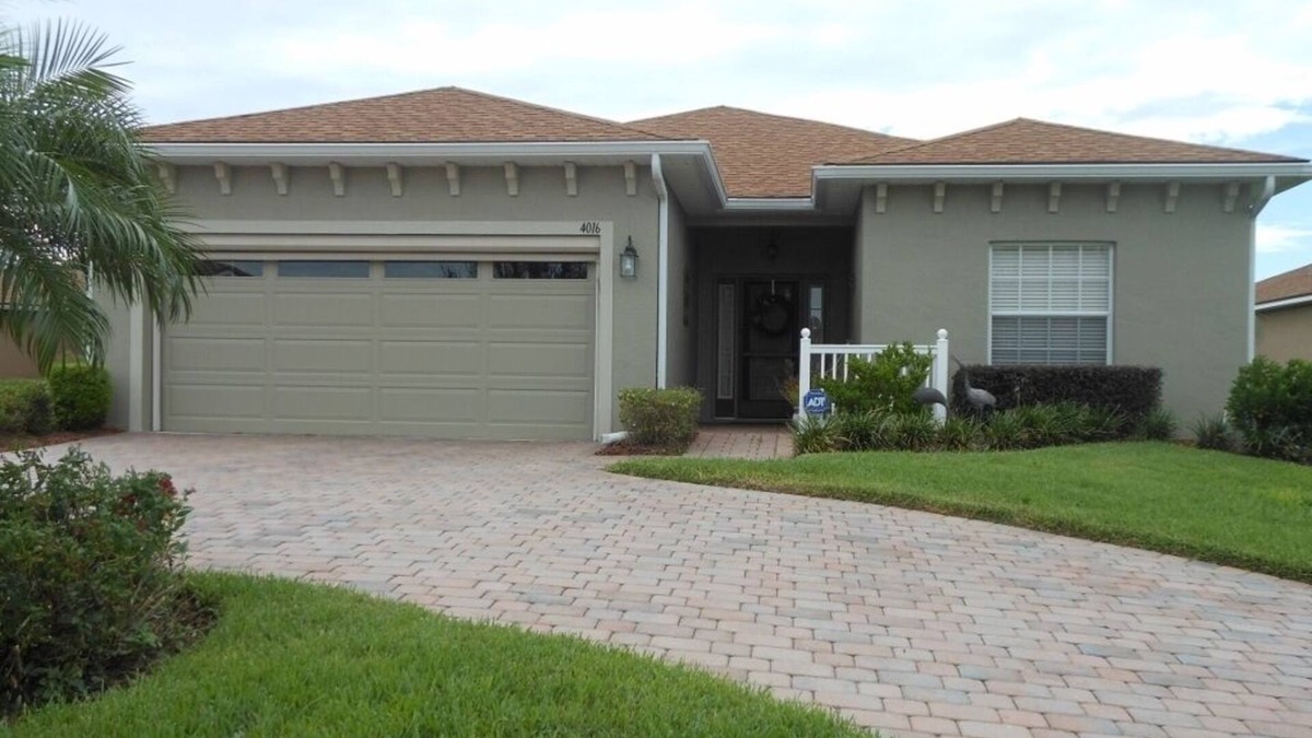 Lake Wales House | 55+ community, Sleeps 6-8, Minimum monthly rental, Pets Considered