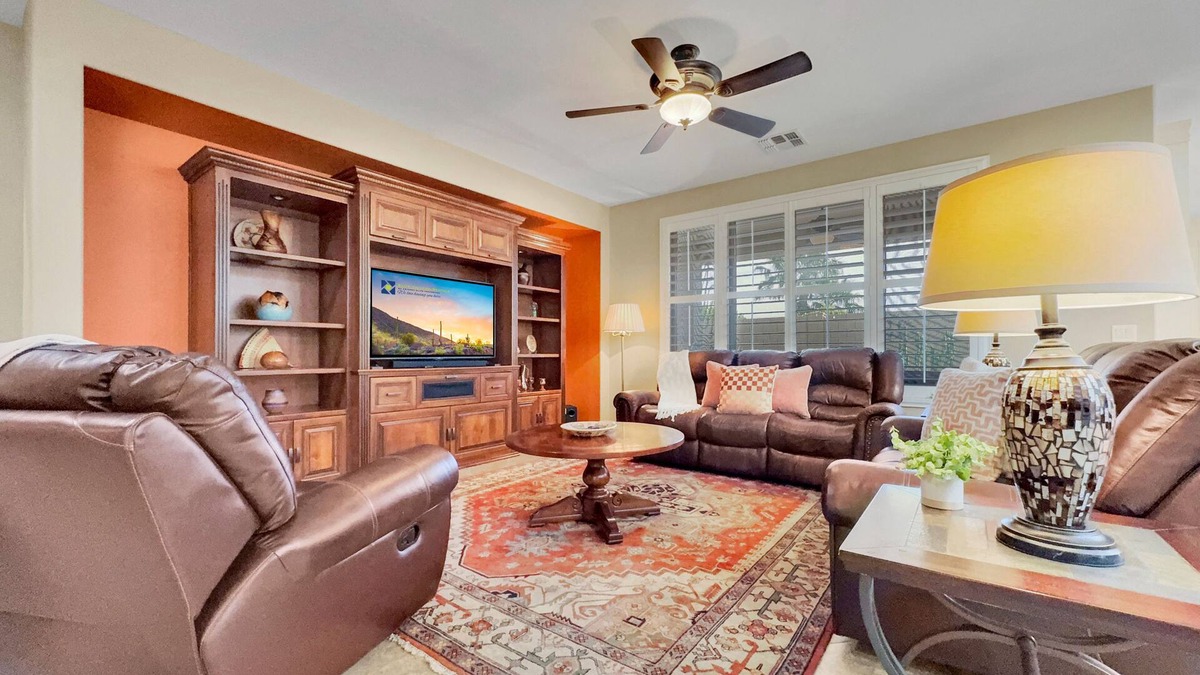 Eloy House | 55+ Golf Community Amenities Galore Casa Grande