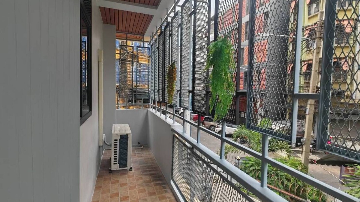 Pom Prap Apartment | 57 Hidden House BKK Chinatown