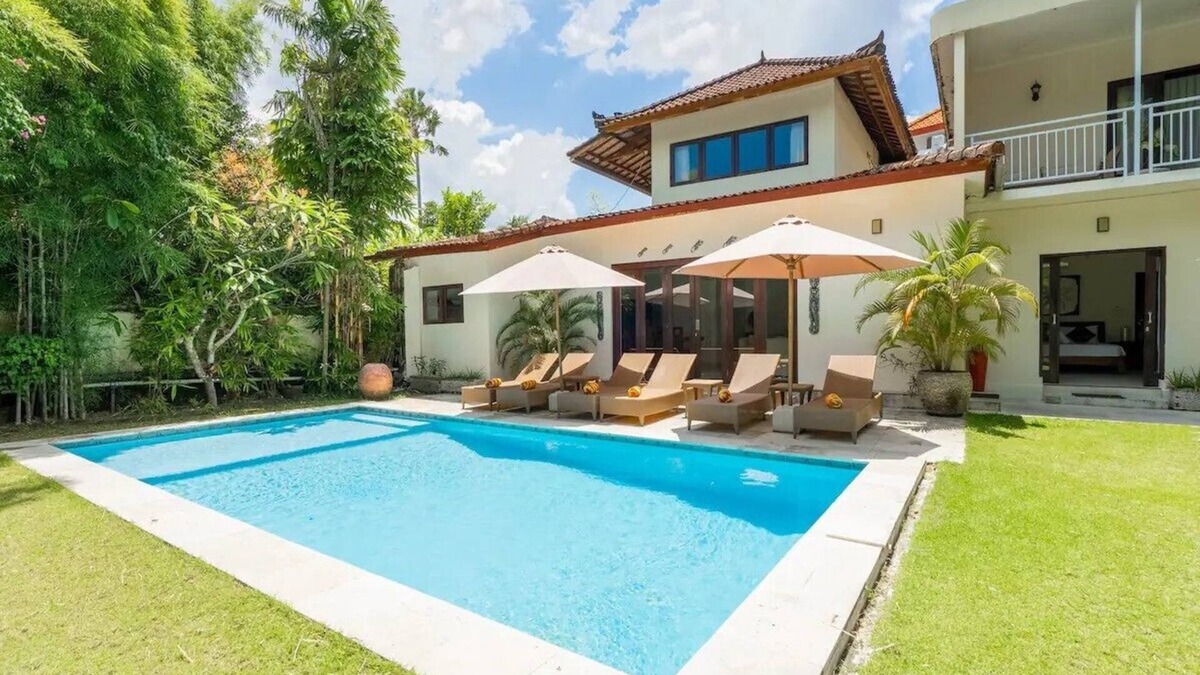 Sunset Road Villa | 5BD 5BA Villa In The HEART Of Seminyak! - 3Min Drive To Double 6 Beach!