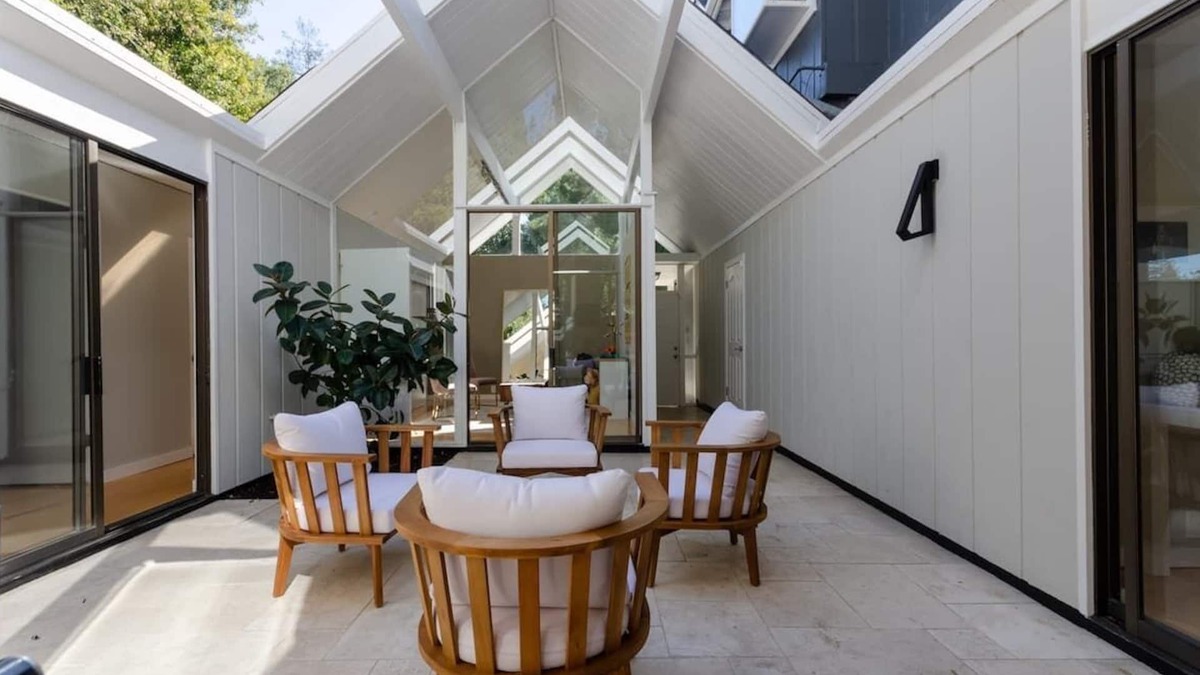 Community Center House | 5BR/3BA Atrium Eichler in heart of Palo Alto - walking distance to downtown