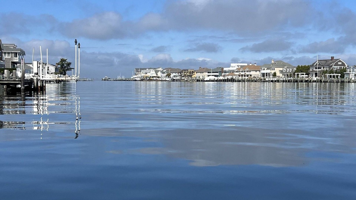 Mantoloking House | 5BR/3BTH waterfront family beach house with hot tub, kayaks, bikes and game room