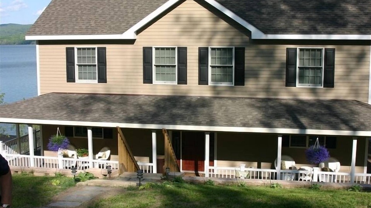 Cooperstown - Otsego Lake House | 5BR/4BA on Otsego Lake W outdoor kitchen, Dock/Luxury Amenities 3300 sq.ft.