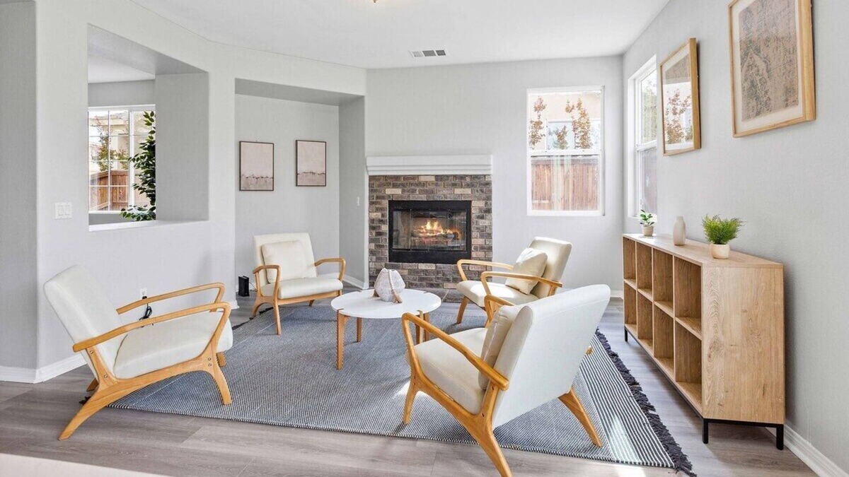 Victorville House | 5BR/4BA Spacious Family Home in Victorville