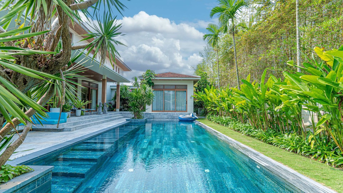 Ngu Hanh Son Villa | 5BRs villas for a perfect family getaway