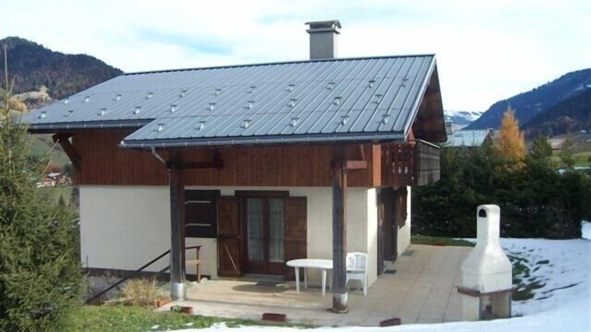 Praz-sur-Arly Ski Chalet | 5KM OF MEGEVE NICE CHALET INDIVIDUAL FOR 2 TO 6 PEOPLE