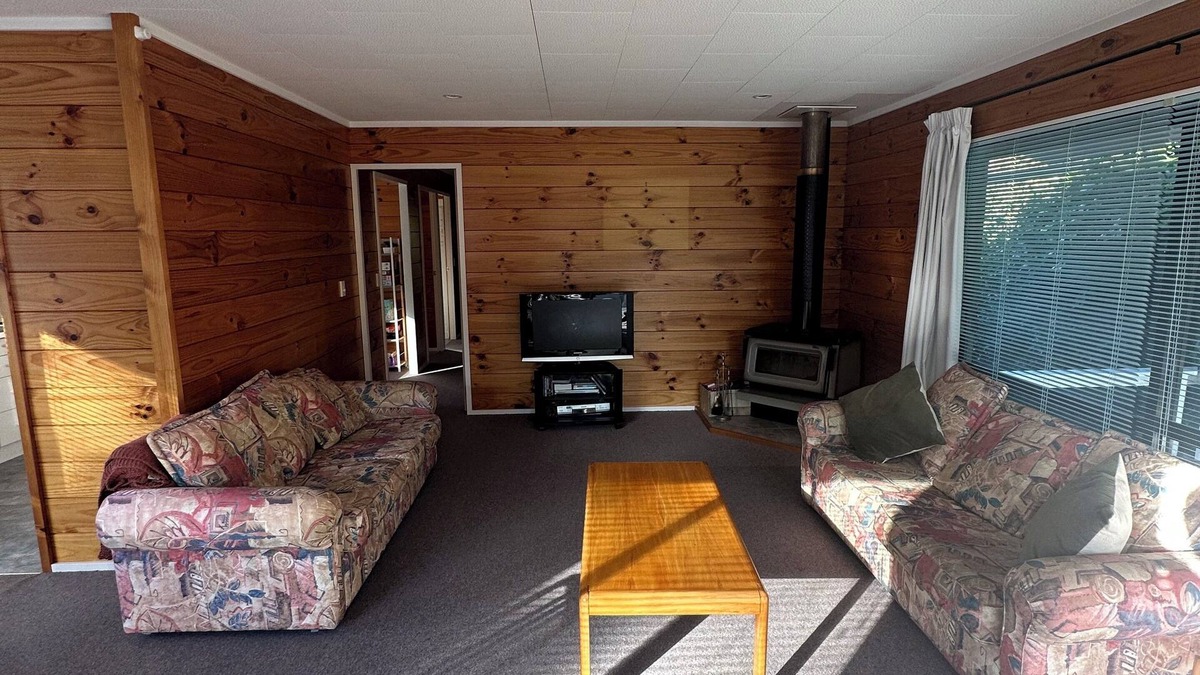 Kinloch House | 5min walk to the lake! cosy Kinloch bach