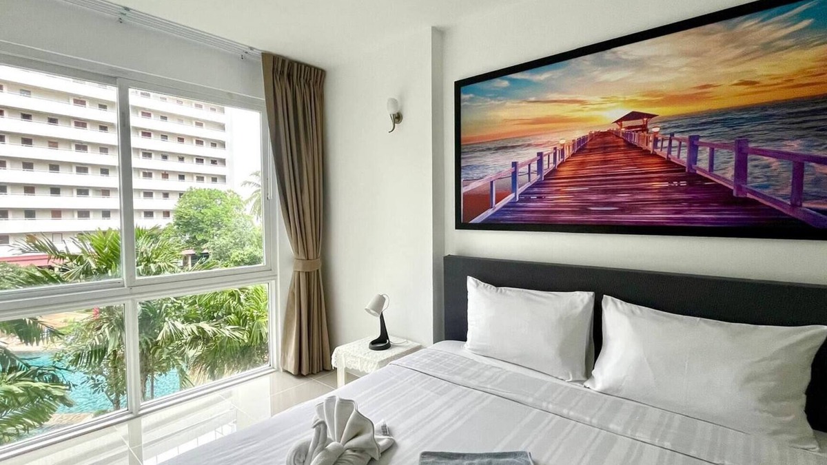 Patong Apartment | 6-32 - 1 Bdr Condo with Balcony and shared Pool