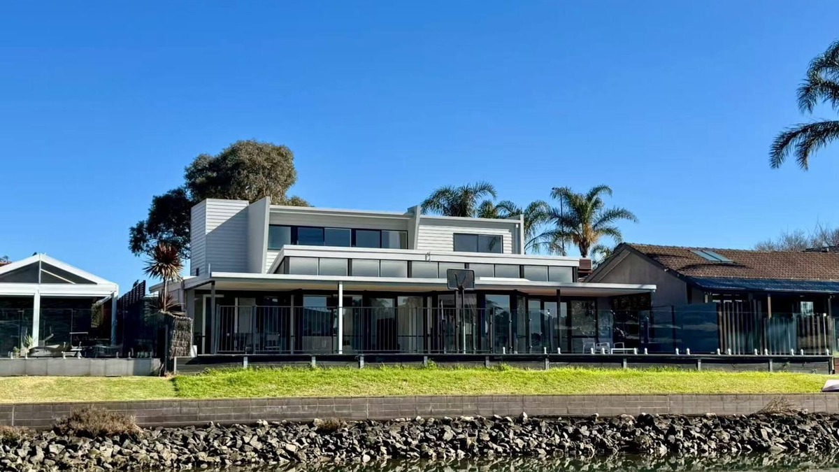 Patterson Lakes House | 6-Bed Lake Escape for Families & Friends