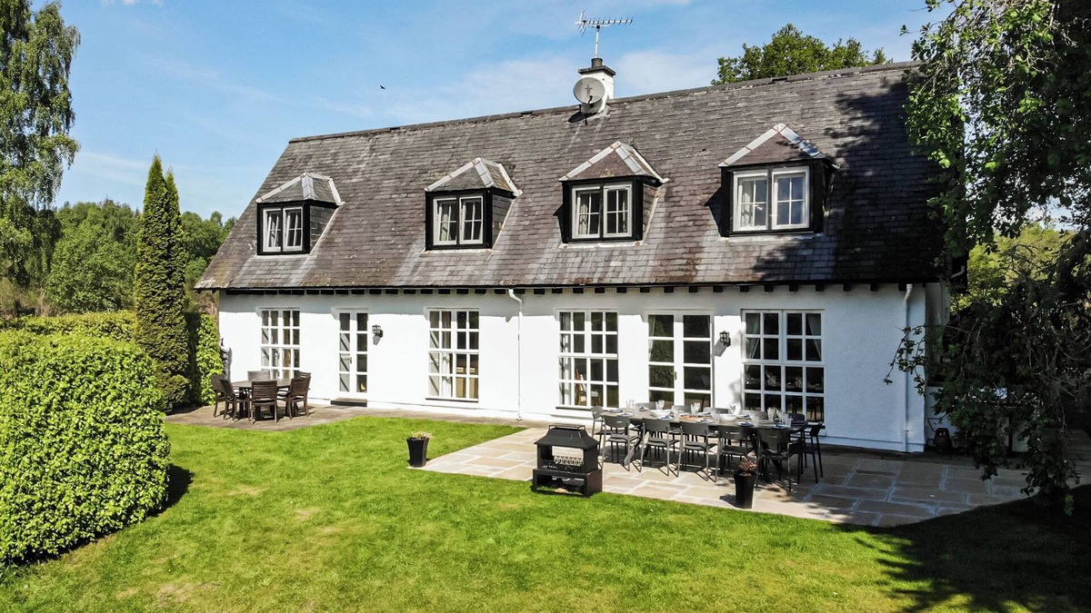 Marybank Cottage | 6 bedroom accommodation in Beauly, near Inverness