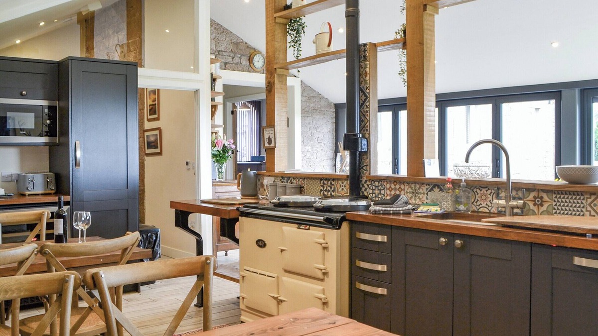 Wigton Cottage | 6 bedroom accommodation in Waverton, near Wigton