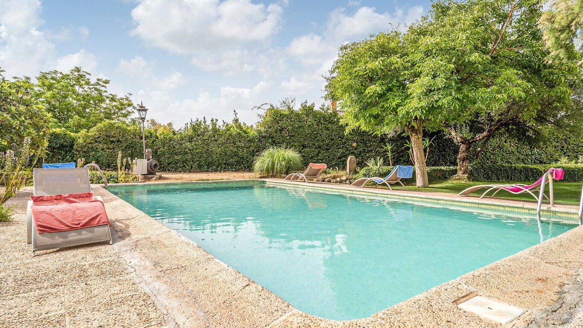 Tocon House | 6 bedroom beautiful home in Tocon