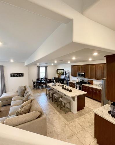 Tucson House | 6 Bedroom Desert Retreat