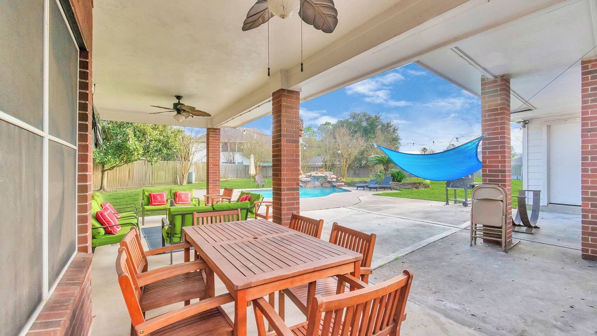 Barker House | 6-Bedroom Hideaway, Pool: 25 Min to Downtown HT