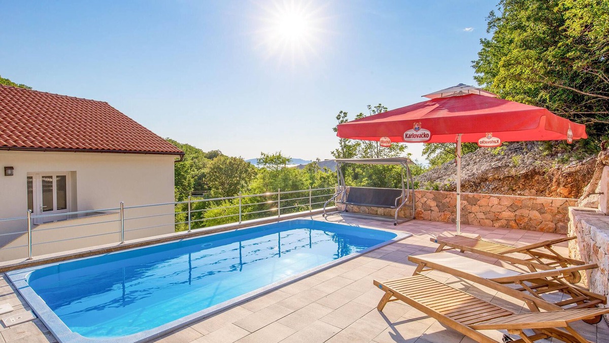 Lukovo House | 6 bedroom stunning home in Lukovo