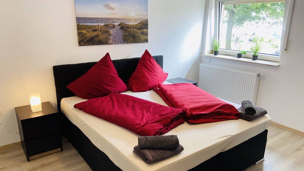 Marienloh House | 6 bedrooms, 11 beds, 2 living rooms, own parking spaces