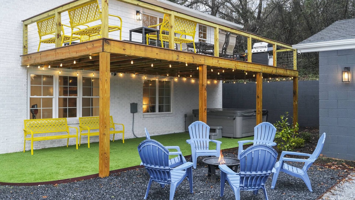 Greenville - Spartanburg House | 6 BR✅ Hot Tub✅ Game Room✅ 10 mins to DT Greenville!✅