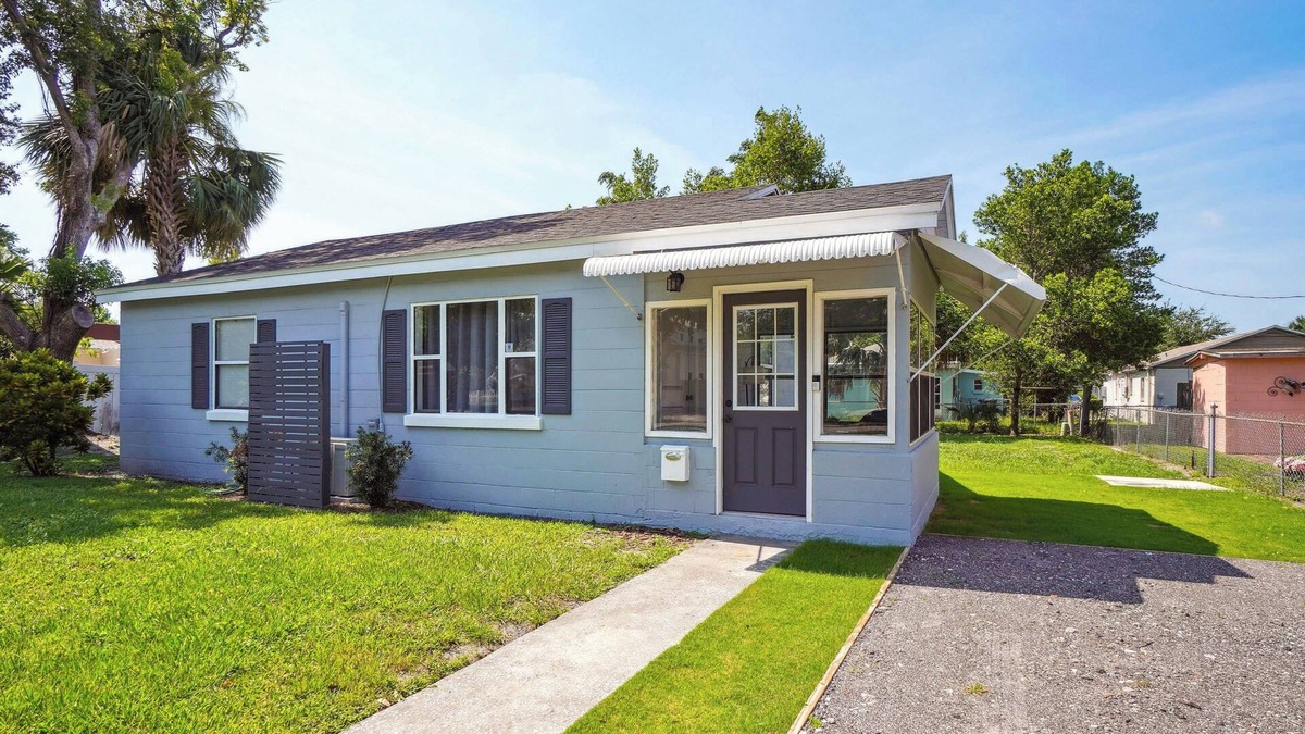 Winter Park House | 6 Mi to Downtown Orlando: Quiet Home w/Sunroom