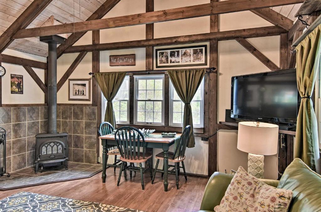 Linville House | 6 Mi to Grandfather Mountain Park Cottage with Deck