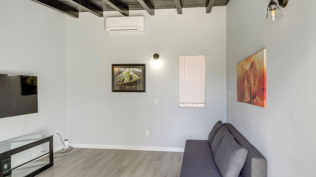 Frazier Park Apartment | 6 Mi to Hiking: Apartment in Frazier Park
