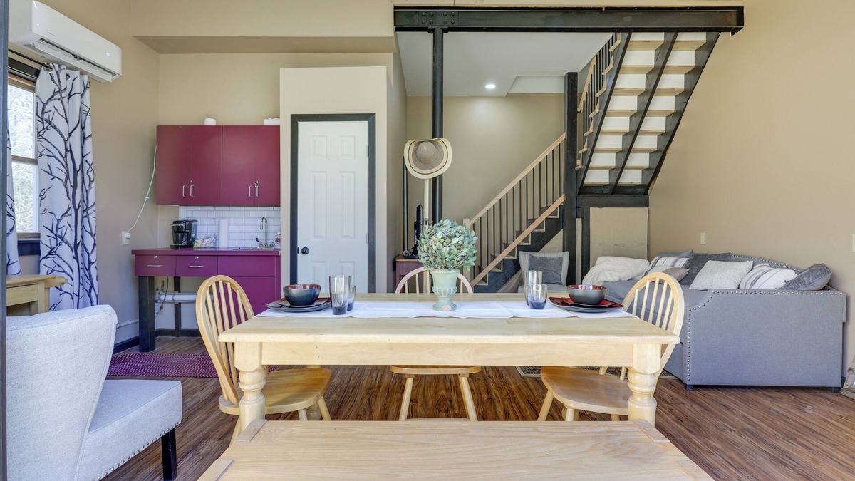 Canterbury Cottage | 6 Mi to Kinne Preserve: Cozy Canterbury Guest Home