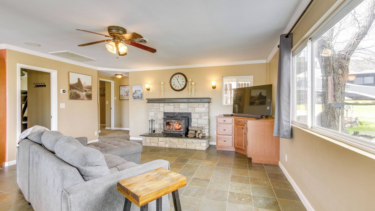 Mountain Mesa House | 6 Mi to Lake Isabella: Mountain Mesa Getaway