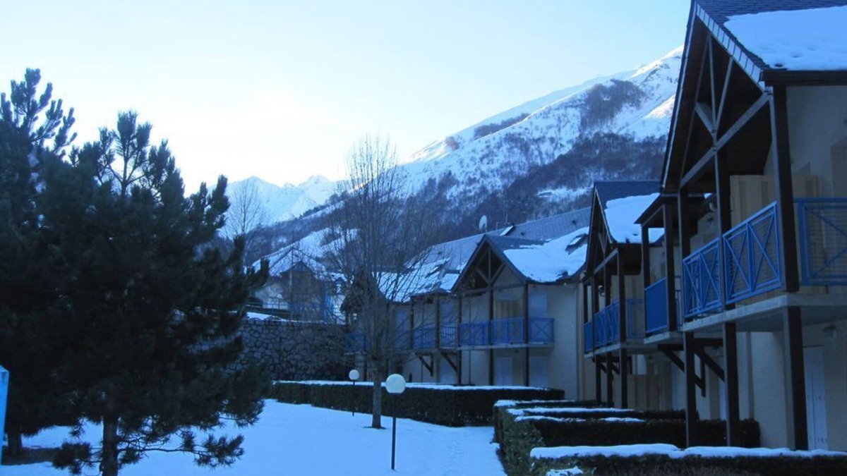 Cauterets Apartment | 6-person duplex apartment, 13 AV Docteur Domer