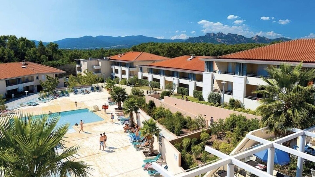 La Bouverie Resort | 6 Places Dans Complexe de Vacances