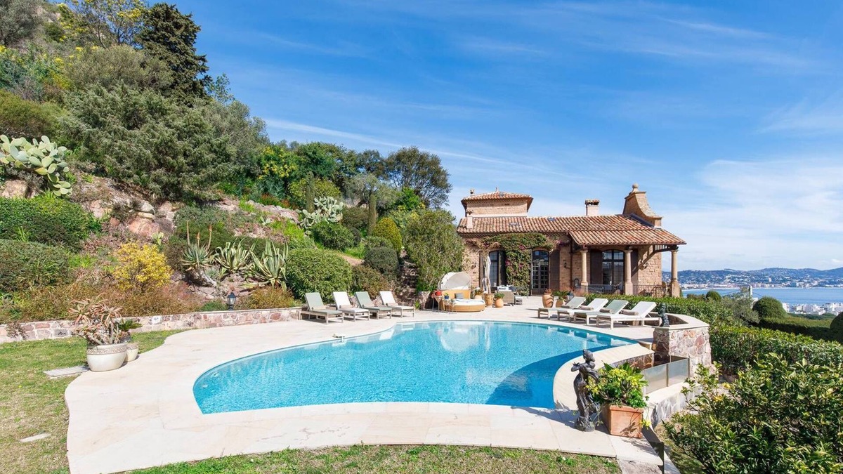 La Napoule House | 6-room villa with panoramic sea view and infinity pool