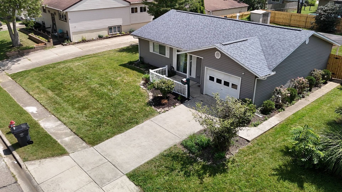 Royal Manor House | 603 Fenchurch Way-Ranch-Hot Tub-Pets-2 King Beds, Ranch-Hot Tub-Pets-2 King Beds-Kids-Fenced Yard