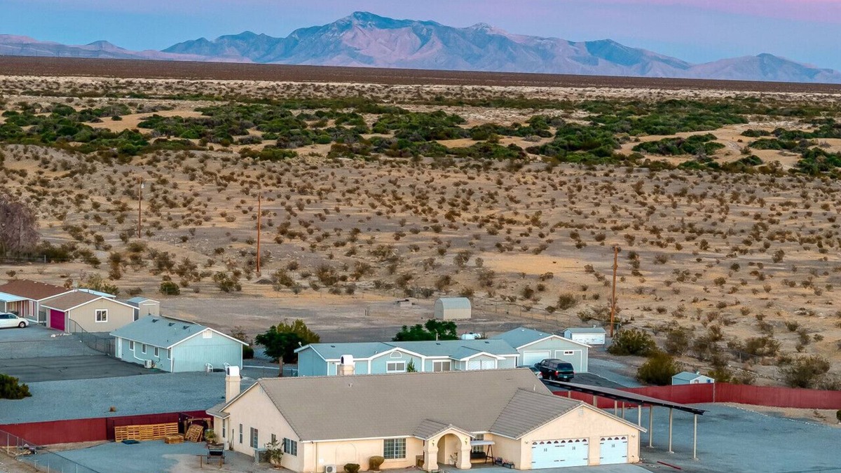 Pahrump House | 6091 Katie Ln @ Pahrump, NV