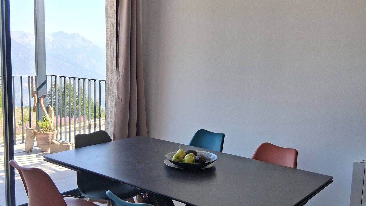 Risoul Ski Chalet | 60m2 chalet on the terrace of risoul center with breathtaking views.