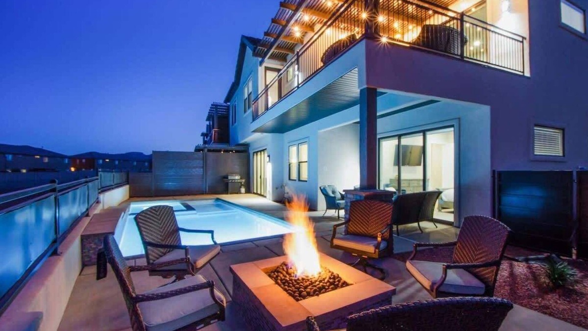 Santa Clara House | 61-62| 2 Homes Duplex in Ocotillo Springs with Private Pool