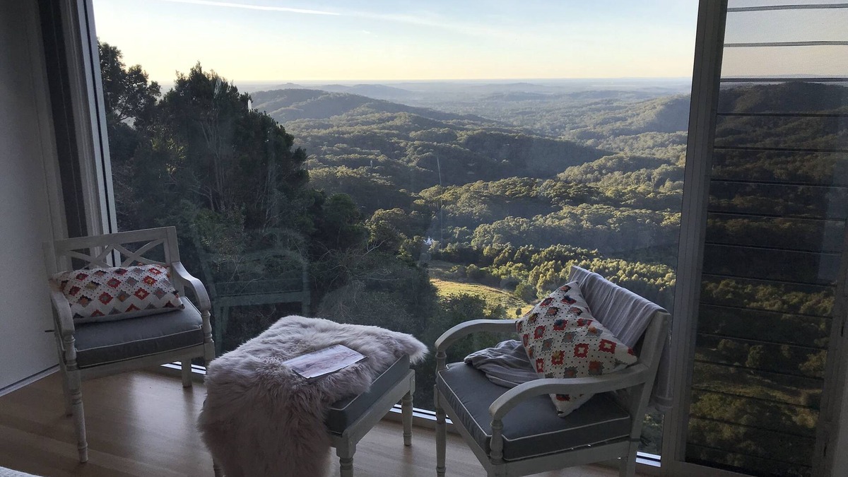 Balmoral Ridge House | 629 Balmoral Ridge - secluded hideaway with spectacular views