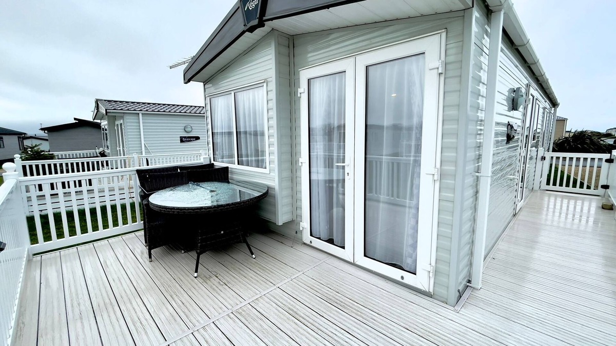 Truro House | 63 Bude Perran Paradise