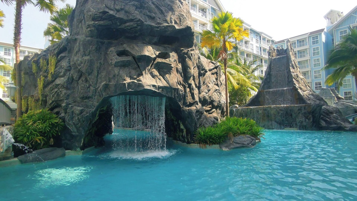 Sattahip Condo | 632 Grand Florida Beachfront Condo Resort Luxury; Beachfront